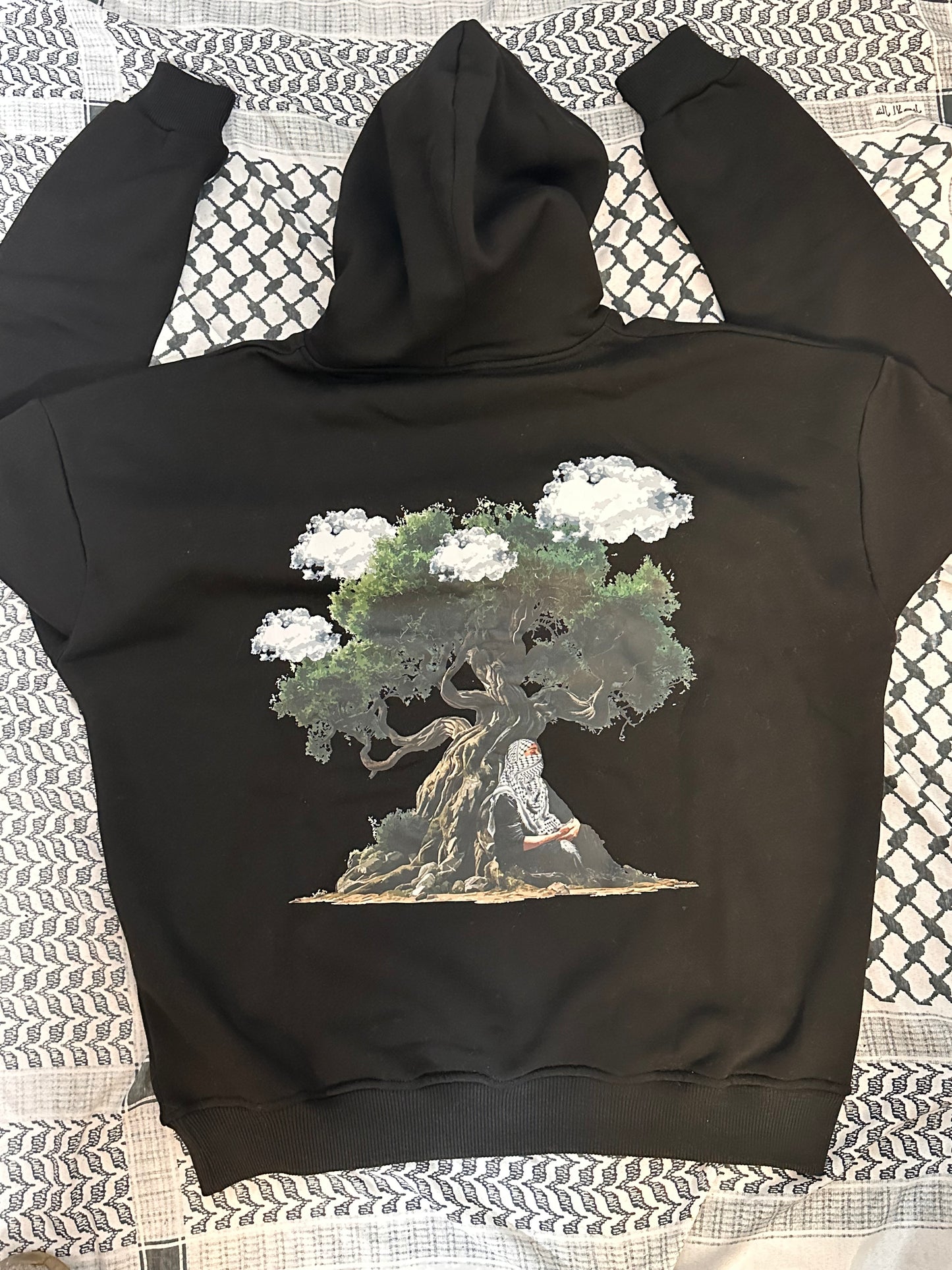 BLACK LESTINE HOODIE